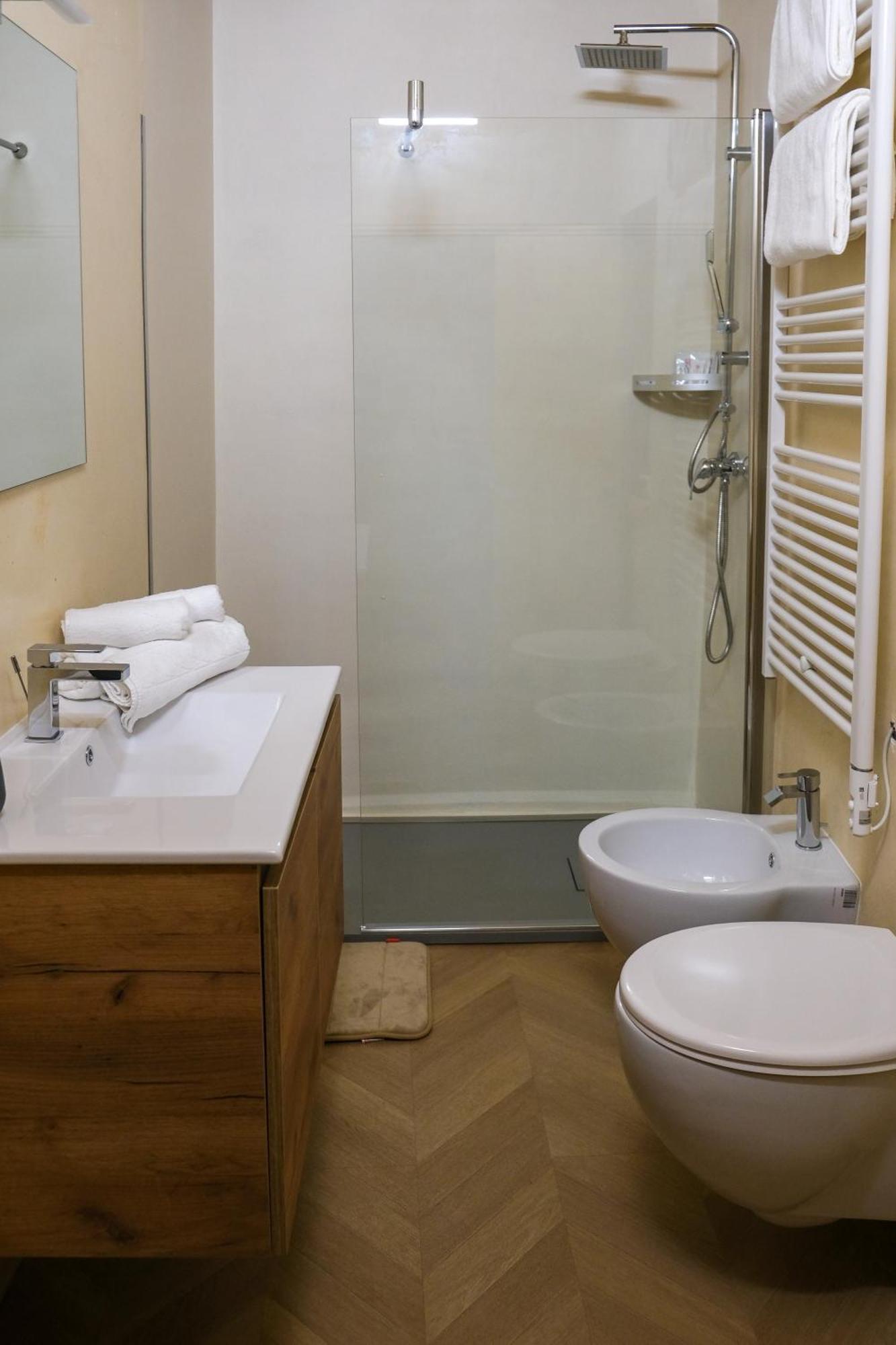Aletia Apartment *